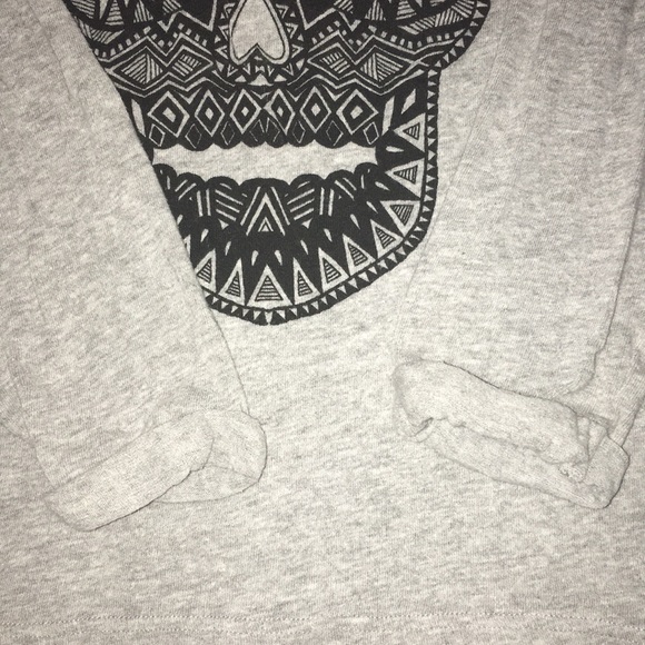 Skull sweater size L - Picture 3 of 4